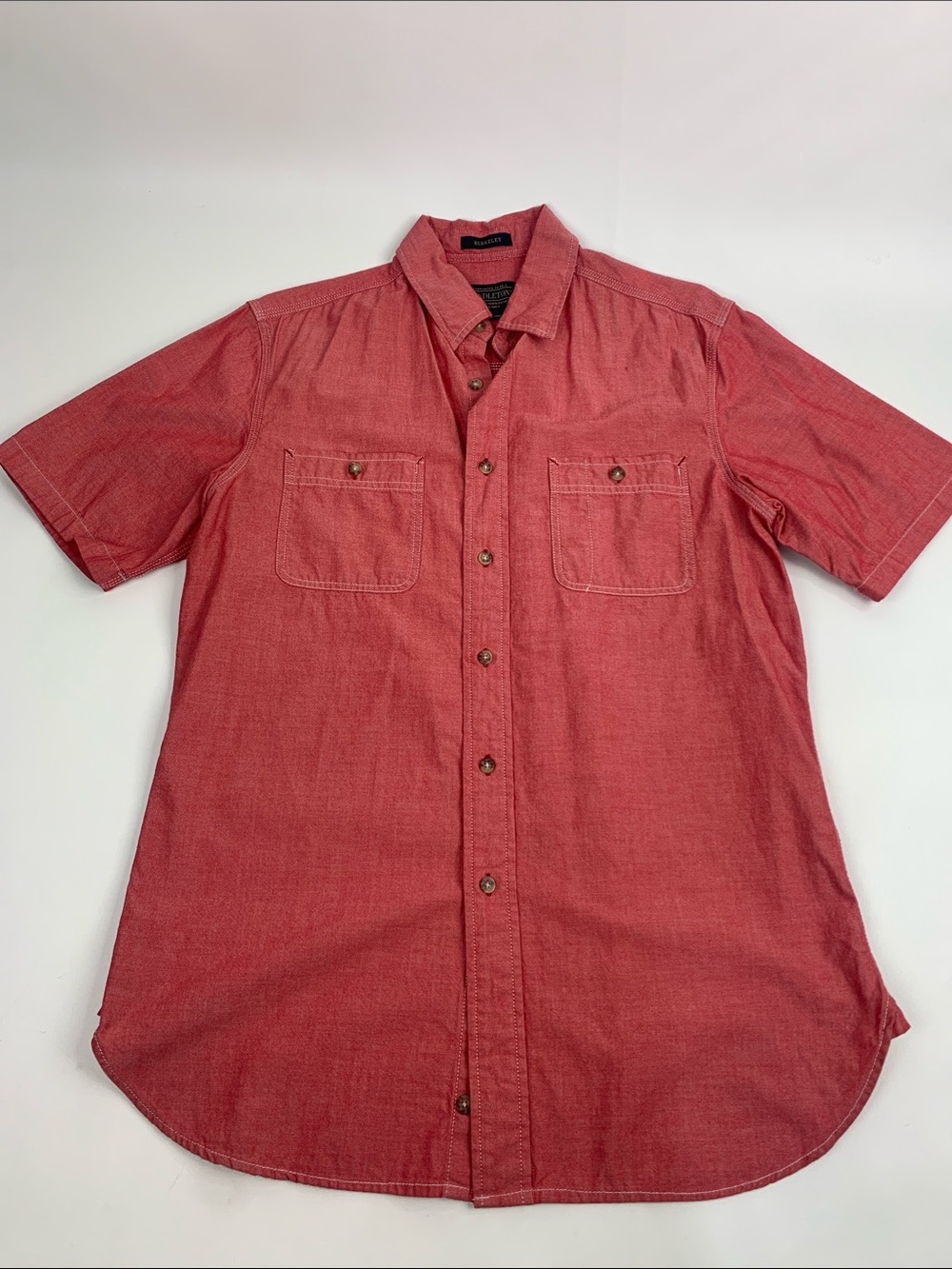 Pendleton Berkeley light Red Short-Sleeve Button Down Shirt mens Medium Pockets